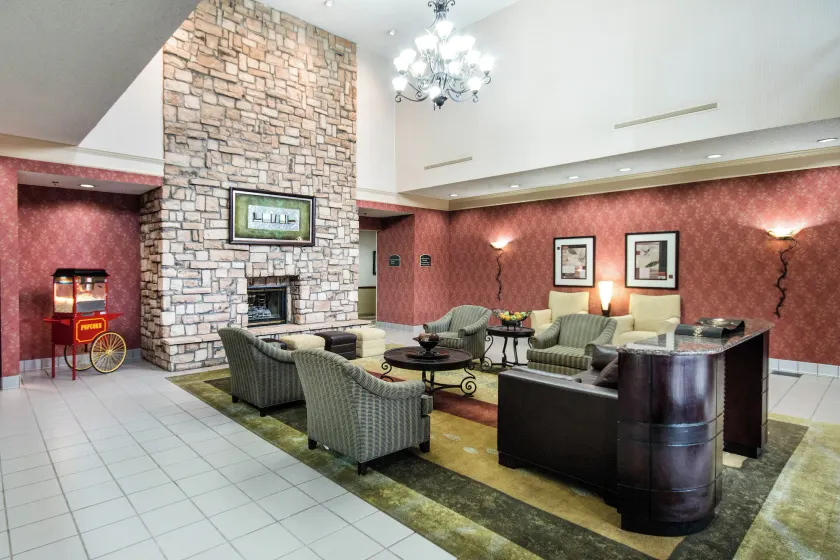 River Bluff Hotel & Conference Center - Lobby