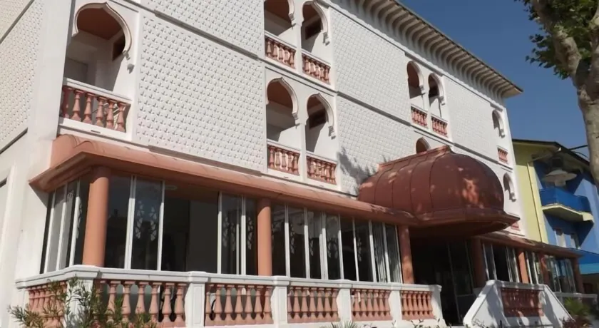 Hotel Victory - Image 1