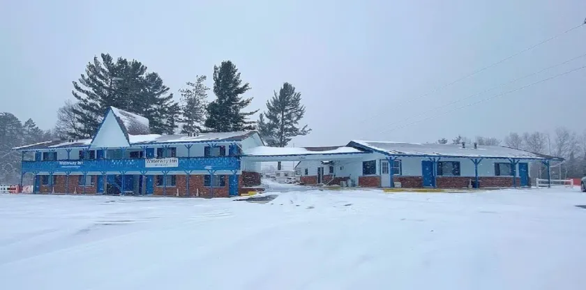 Waterway Inn - Image 1
