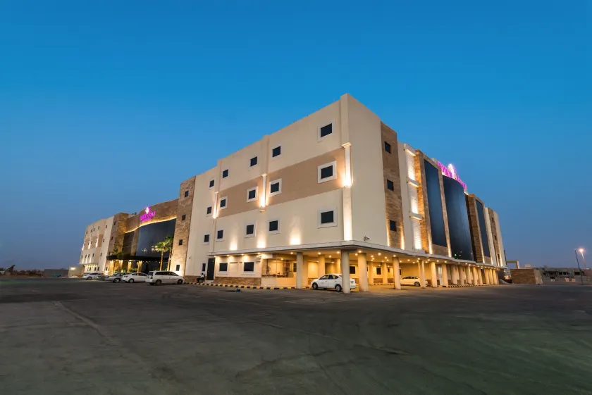 Boudl Al Munsiyah - Image 1