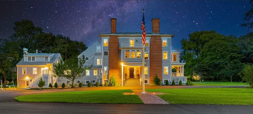 Charm on Main by Ocean Edge - Image 1