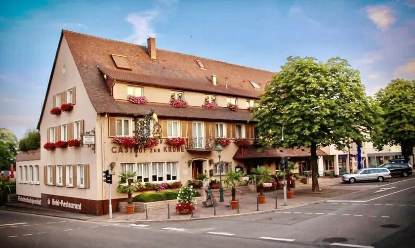 Hotel Krone Neuenburg - Image 1