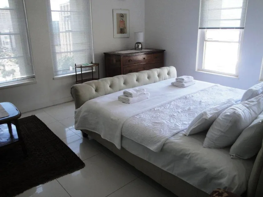 The Colosseum, Stylish Apartment - Image 1