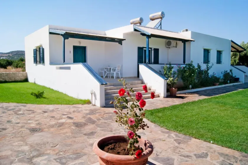 Fotini Apartments - Image 1