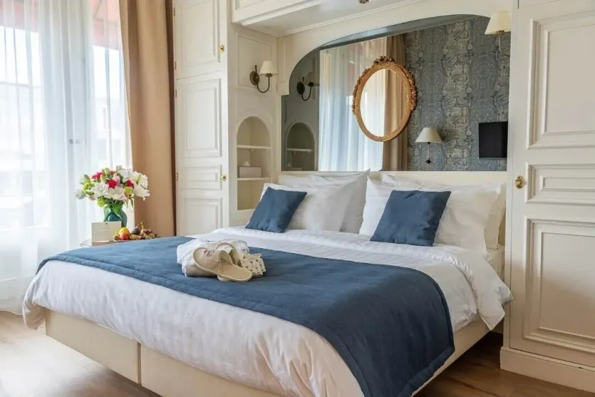 Carlton Lausanne Boutique Hôtel - Image 1