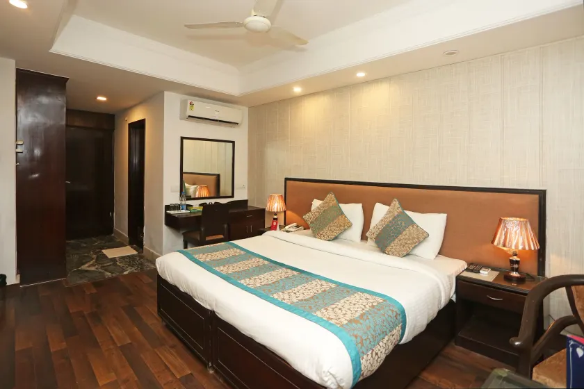 Hotel O The Avenue Residency - Image 1