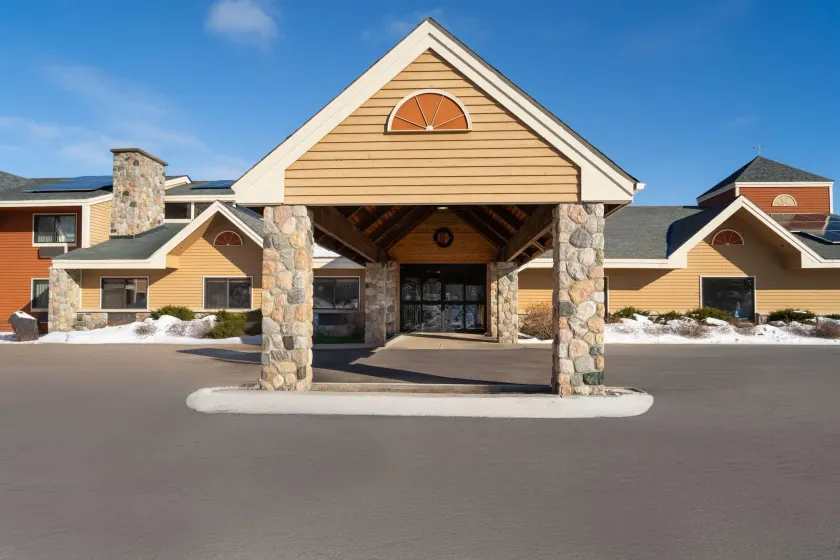 AmericInn by Wyndham Tofte Near Lake Superior - Image 1