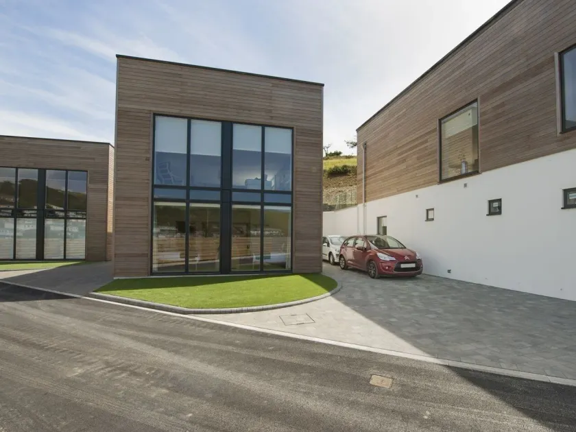5 Beachdown - Image 1
