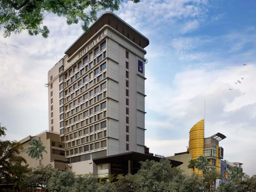 Novotel Pekanbaru - Image 1