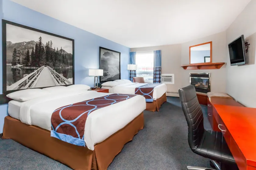 Super 8 by Wyndham Sherwood Park/Edmonton Area - Image 1