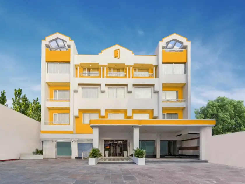 Bloom Hotel - Katra - Image 1