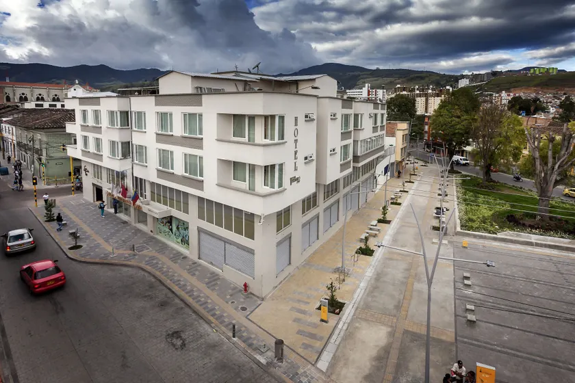 Hotel Fernando Plaza - Image 1