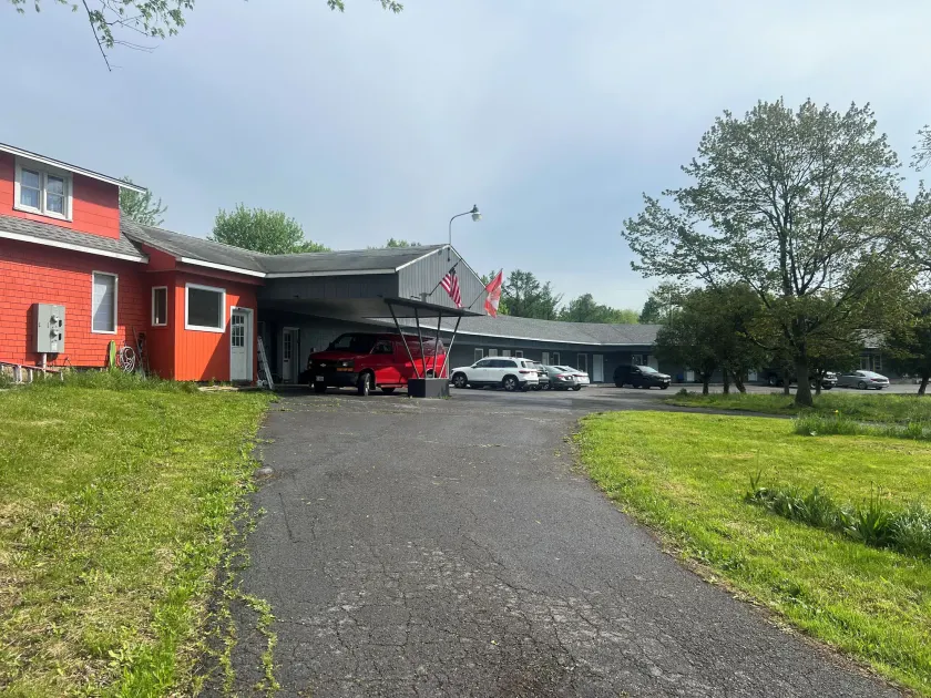 Nest Inn - Image 1