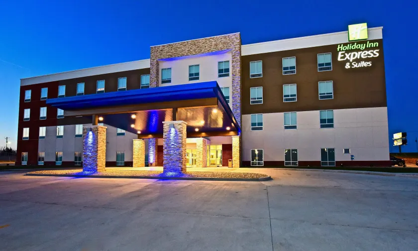 Holiday Inn Express & Suites Perryville by IHG - Image 1