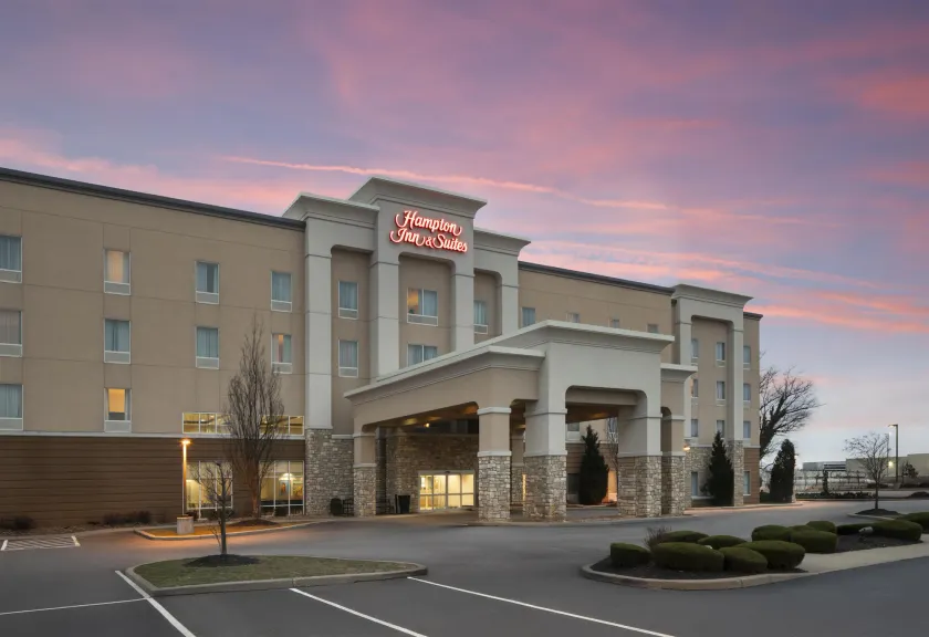 Hampton Inn & Suites Rochester/Henrietta - Image 1