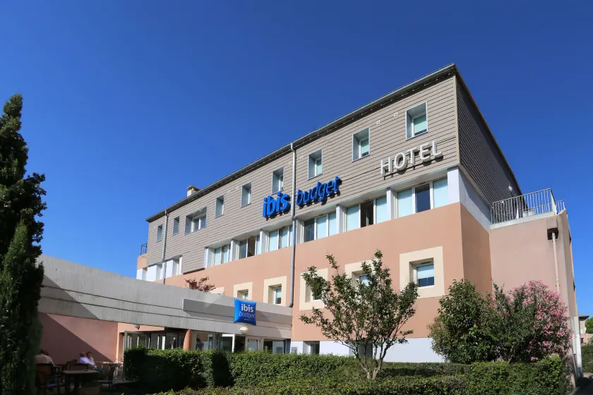 Ibis Budget Aubenas - Image 1