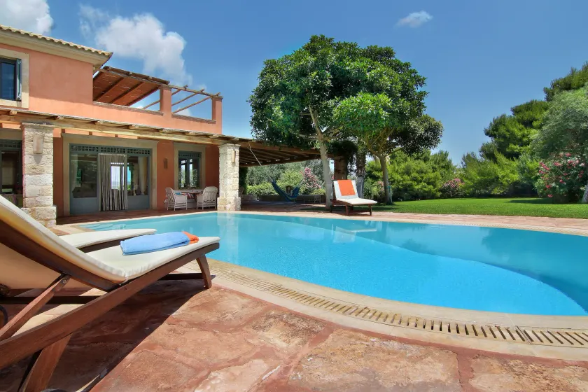Vouliagmeni Villa - Image 1