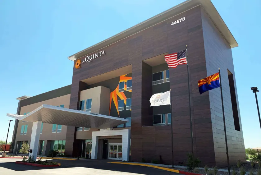 La Quinta Inn & Suites by Wyndham Maricopa Copper Sky - Image 1