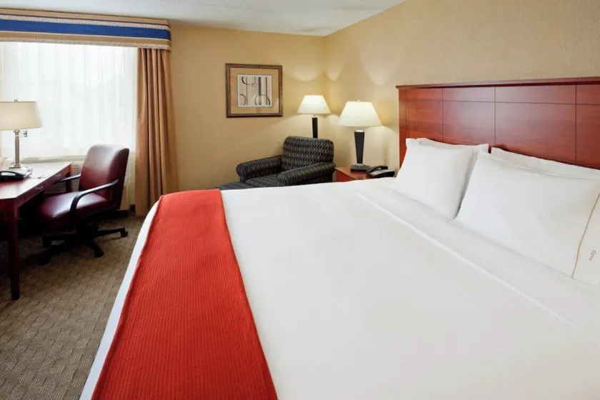Holiday Inn Express Ramsey-Mahwah by IHG - Image 1