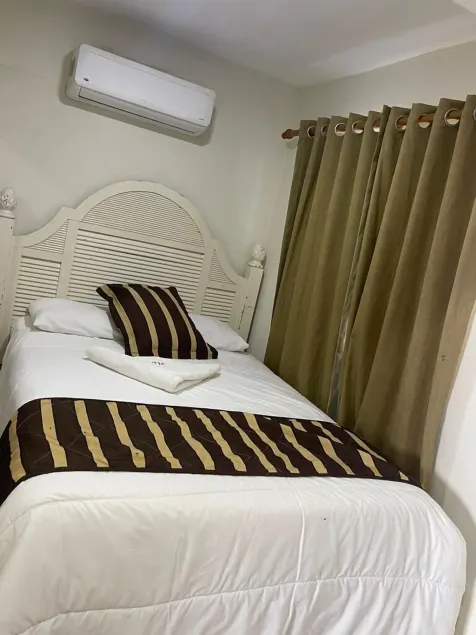 Hotel y Villas Salamar - Room
