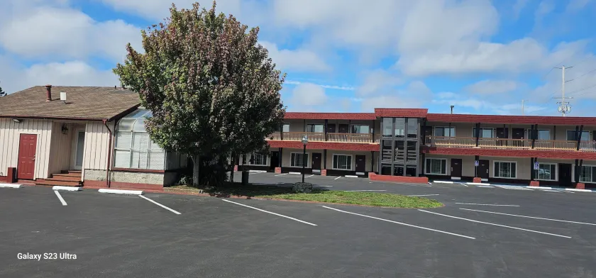 North Coast Inn - Image 1