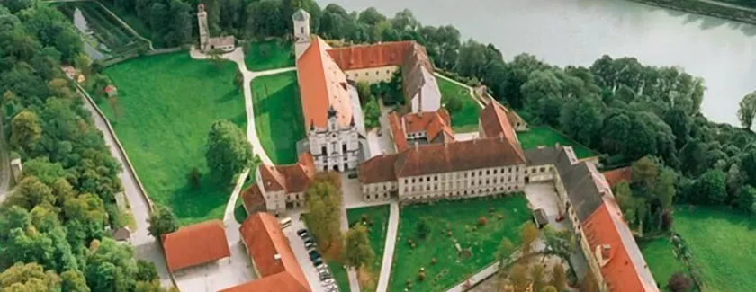 Klostergasthof Raitenhaslach - Image 1