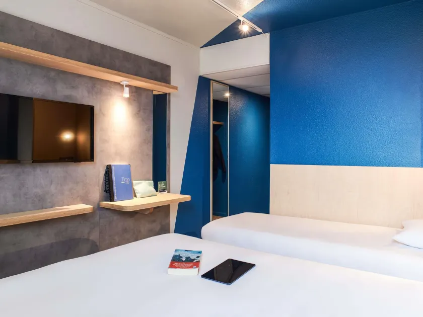 Hôtel Ibis Budget Nantes Ouest Atlantis Couëron - Image 1