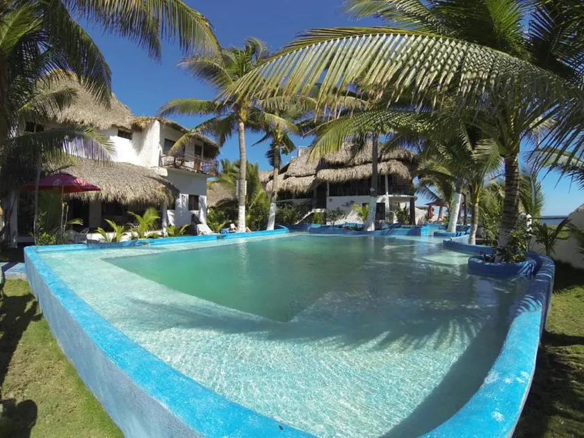 Marbella Eco Lodge - Image 1