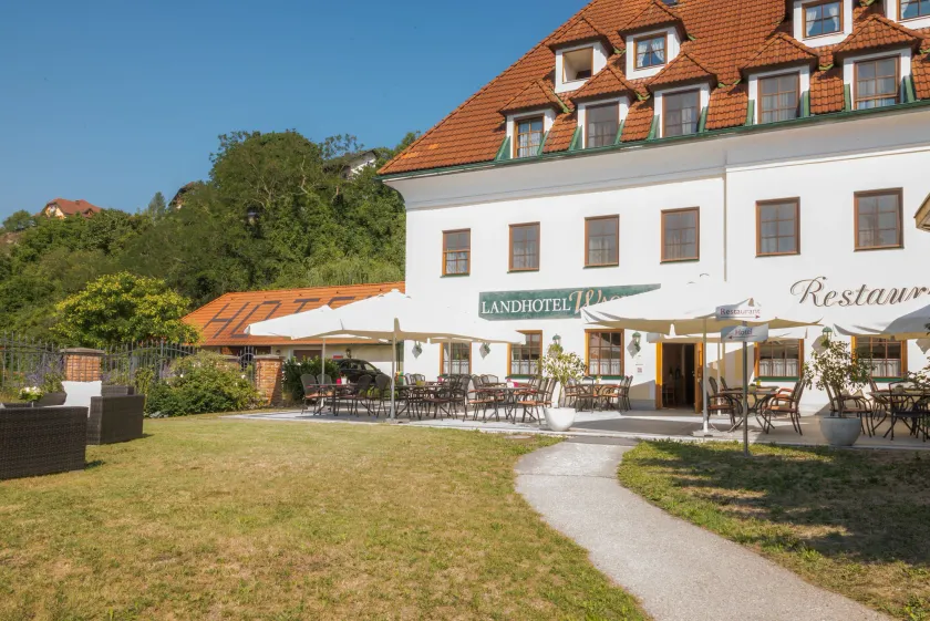 Landhotel Wachau - Bed and Breakfast - Image 1
