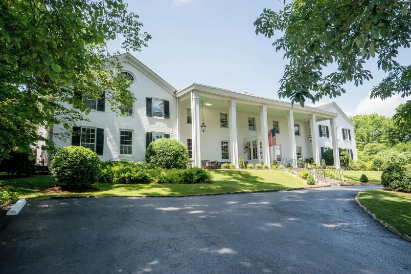 Historic General Lewis Inn - Image 1