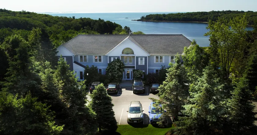 Strawberry Hill Seaside Inn - Image 1