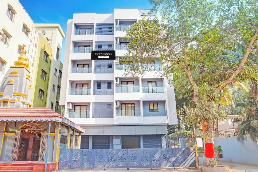 Super Townhouse Hitech City Near Yashoda Hospital - Image 1
