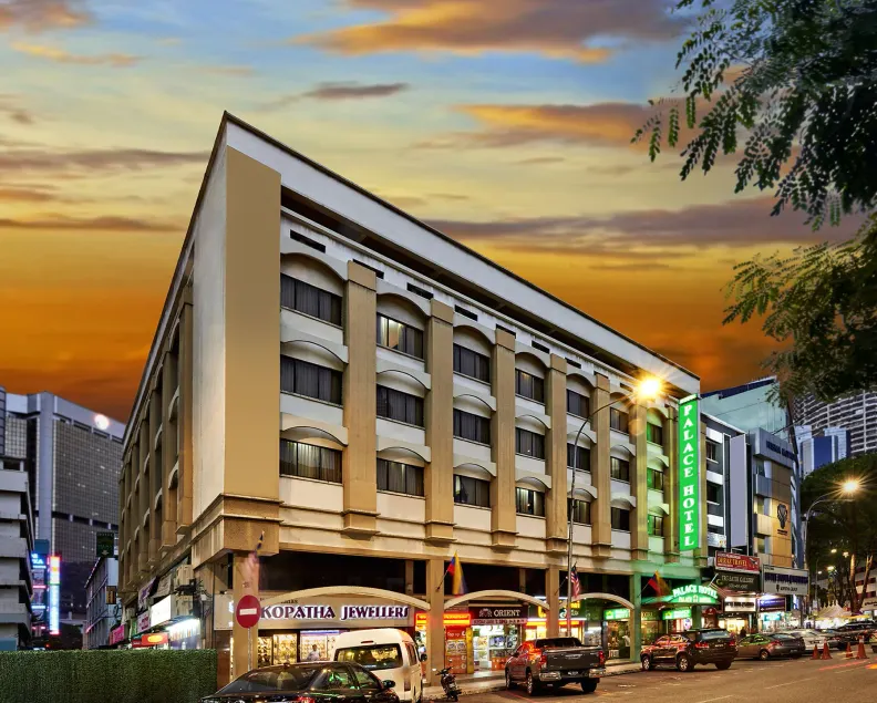Palace Hotel - Image 1