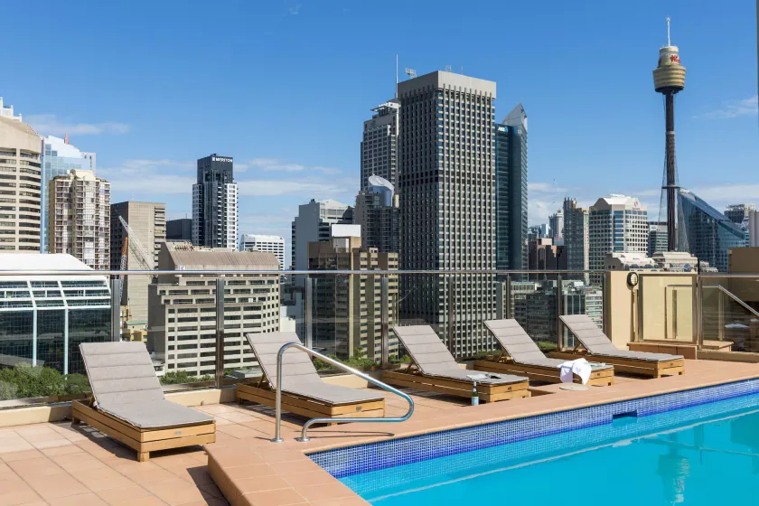 Oaks Sydney Hyde Park Suites - Image 1