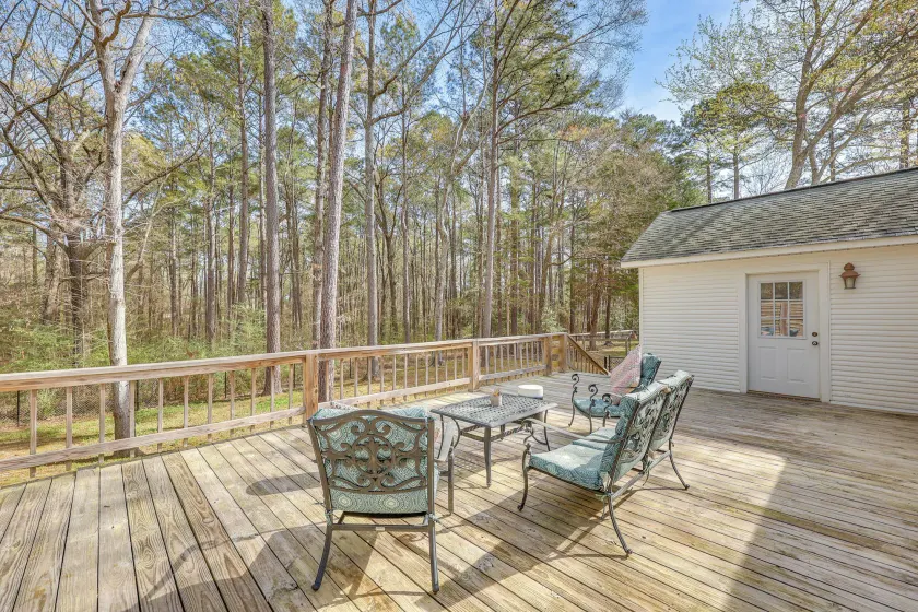 2 Mi to Downtown: Work & Play at El Dorado Getaway - Image 1