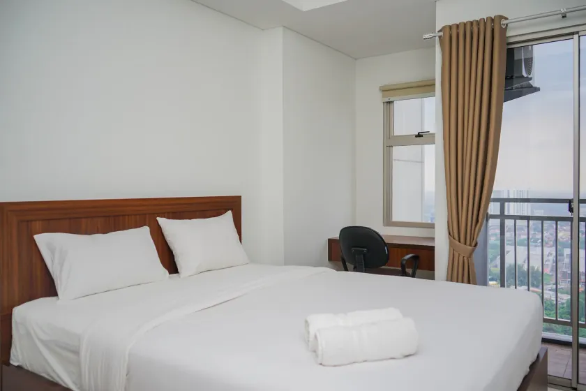 Cozy and Functional Studio Apartment at Springwood Residence - Image 1