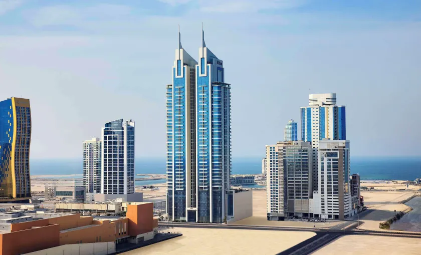 Hilton Bahrain City Centre Hotel & Residences - Image 1