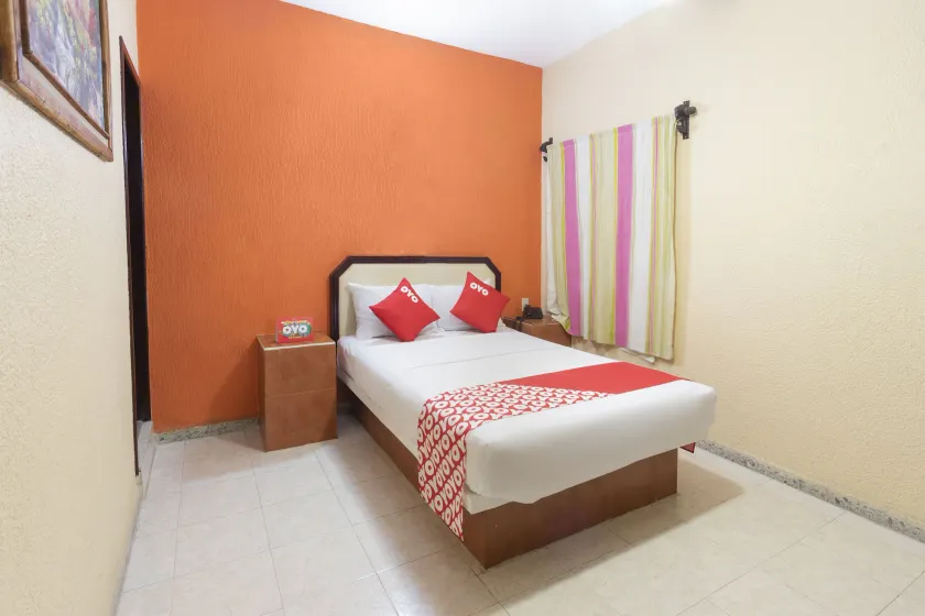 OYO Hotel Merida - Image 1