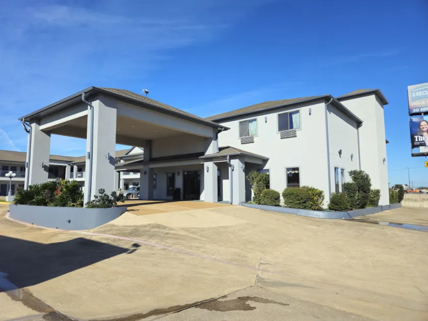 Budgetel Inn and Suites - Image 1