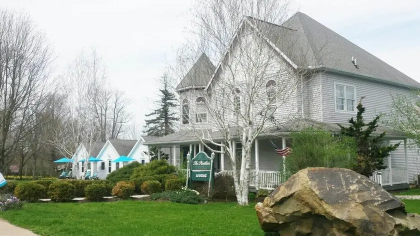 The Pavilion at the Park - Image 1