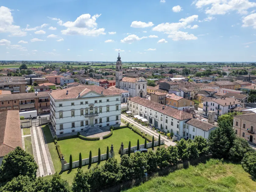Residenza Villa Vecelli Cavriani - Image 1