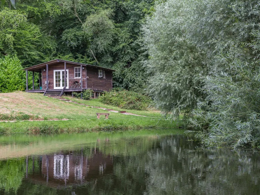Lakeside Cabin - Image 1