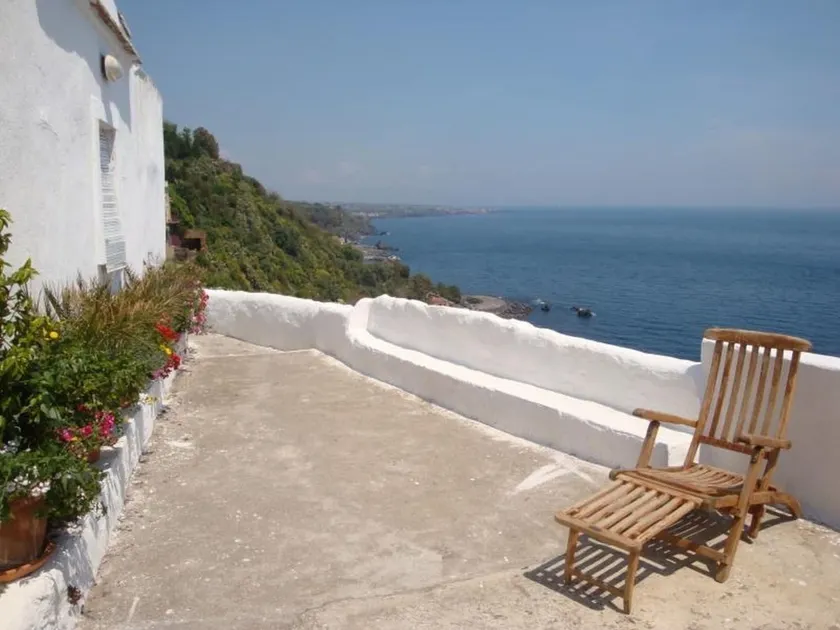 Come In Sicily - Pietramonaca - Image 1