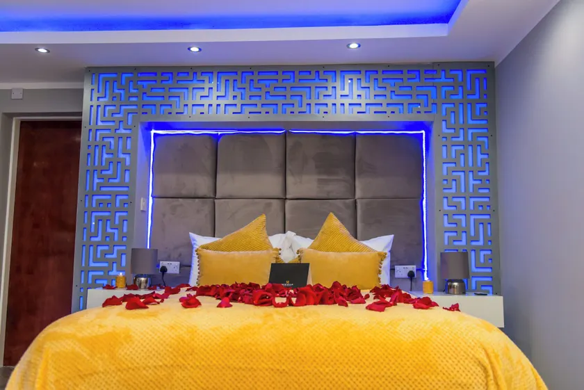 Meridian Serviced Apartments - Image 1