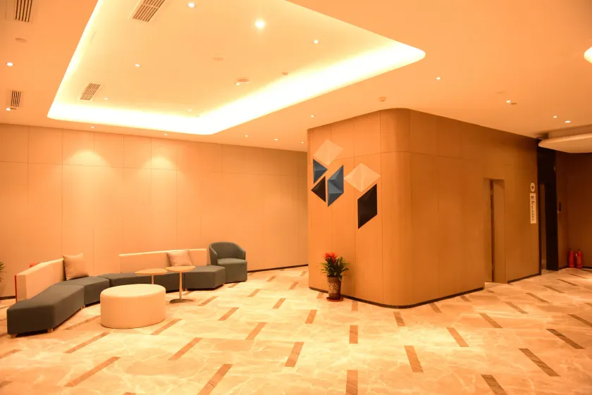 Holiday Inn Express Lhasa Potala Palace by IHG - Hall