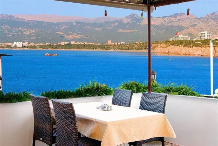 Ozmen Hotel Old Town - Image 1