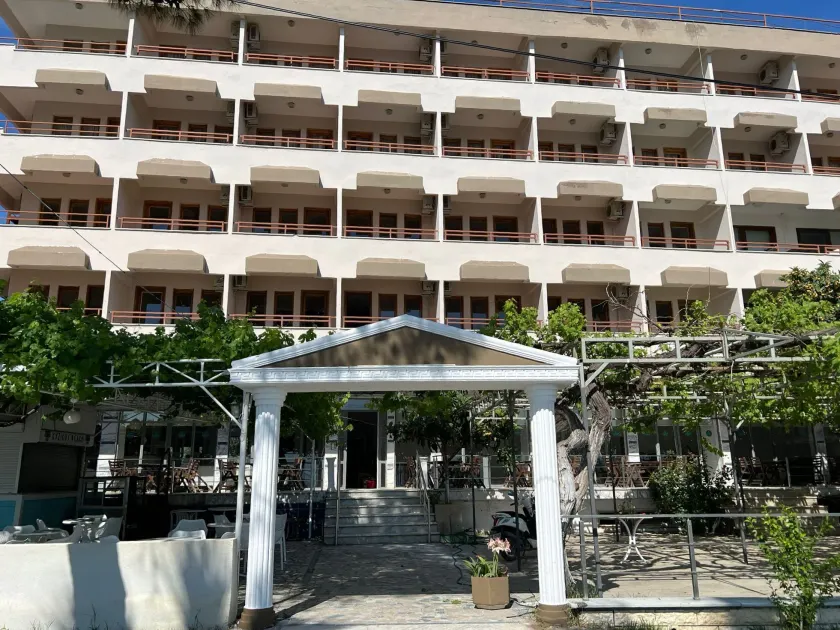 Kyzikos Hotel - Image 1