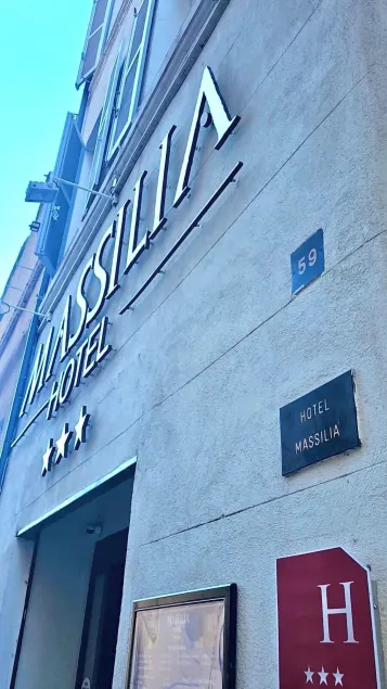 Massilia hôtel - Image 1