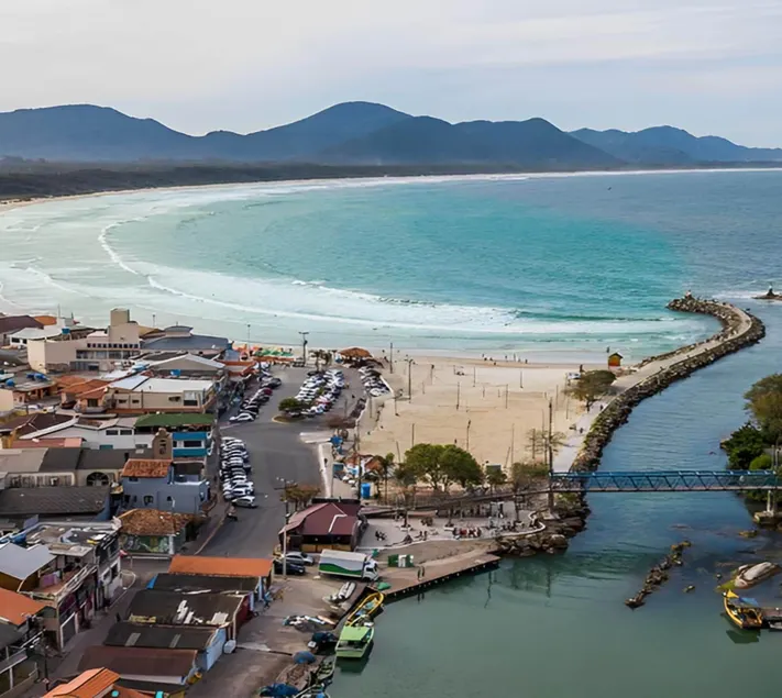 Hostel Farol da Barra - Image 1