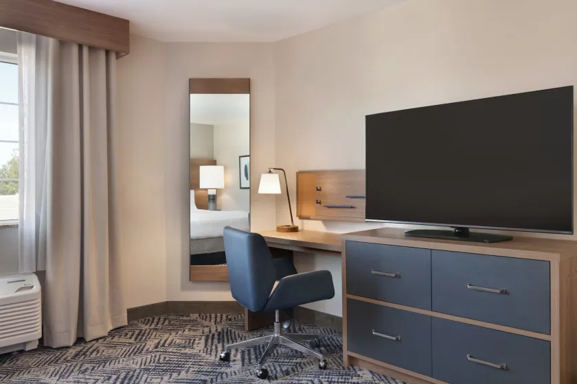 Candlewood Suites Frederick by IHG - Room